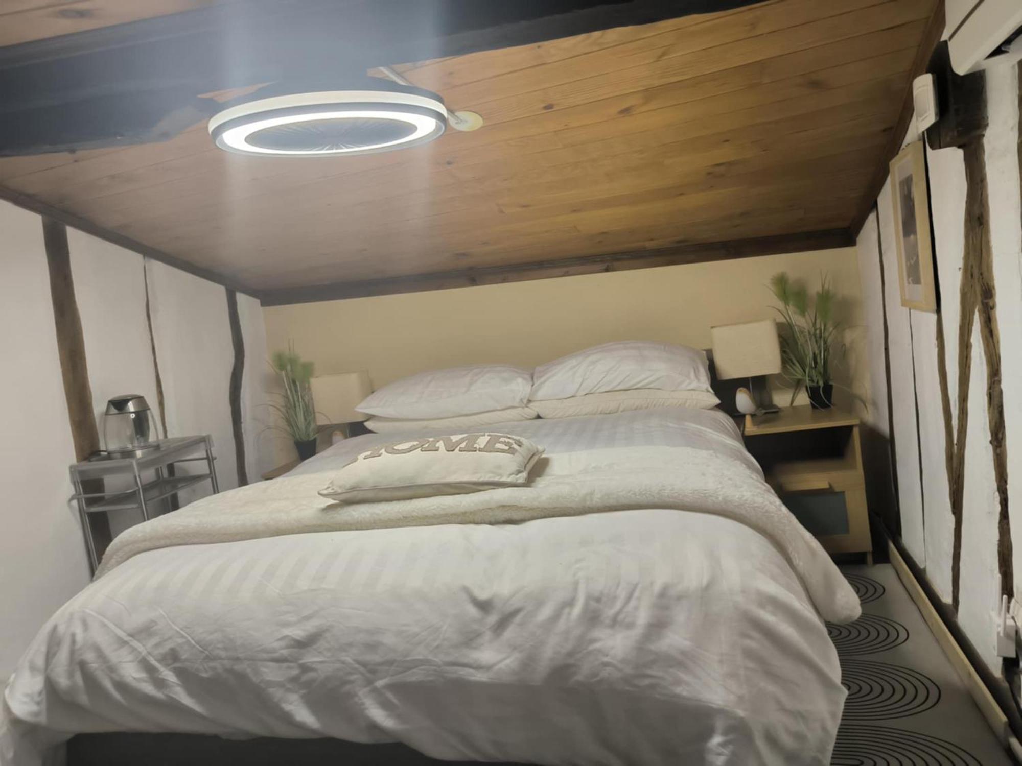 The Retreat Bed & Breakfast Montreal  ภายนอก รูปภาพ