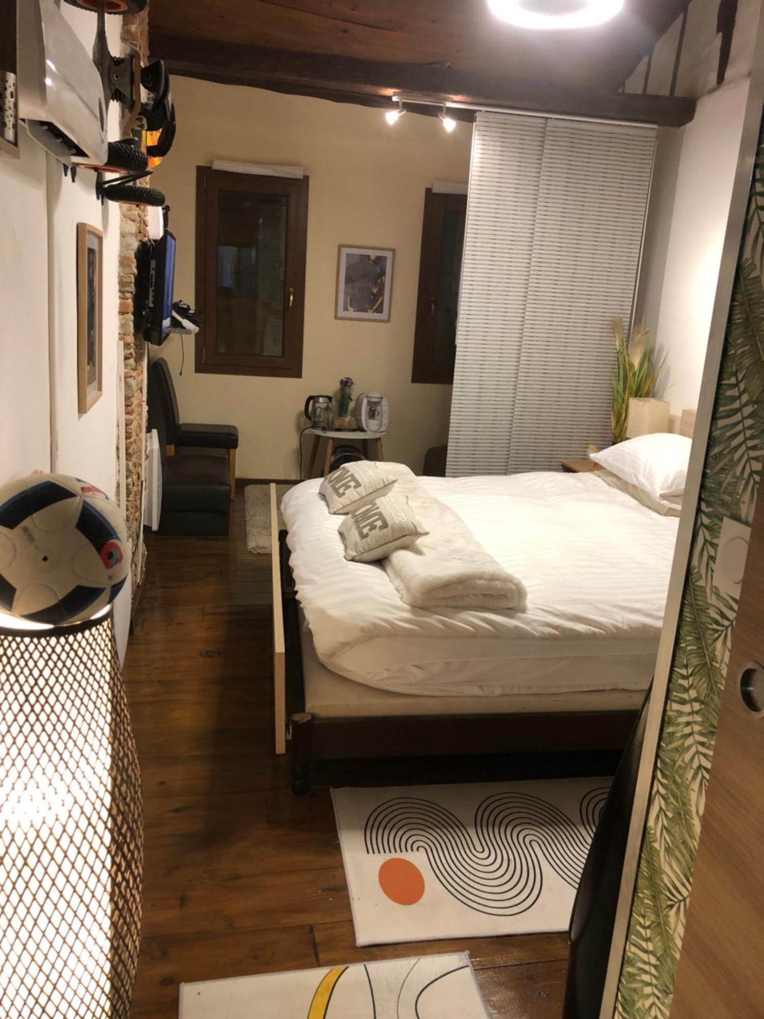 The Retreat Bed & Breakfast Montreal  ภายนอก รูปภาพ