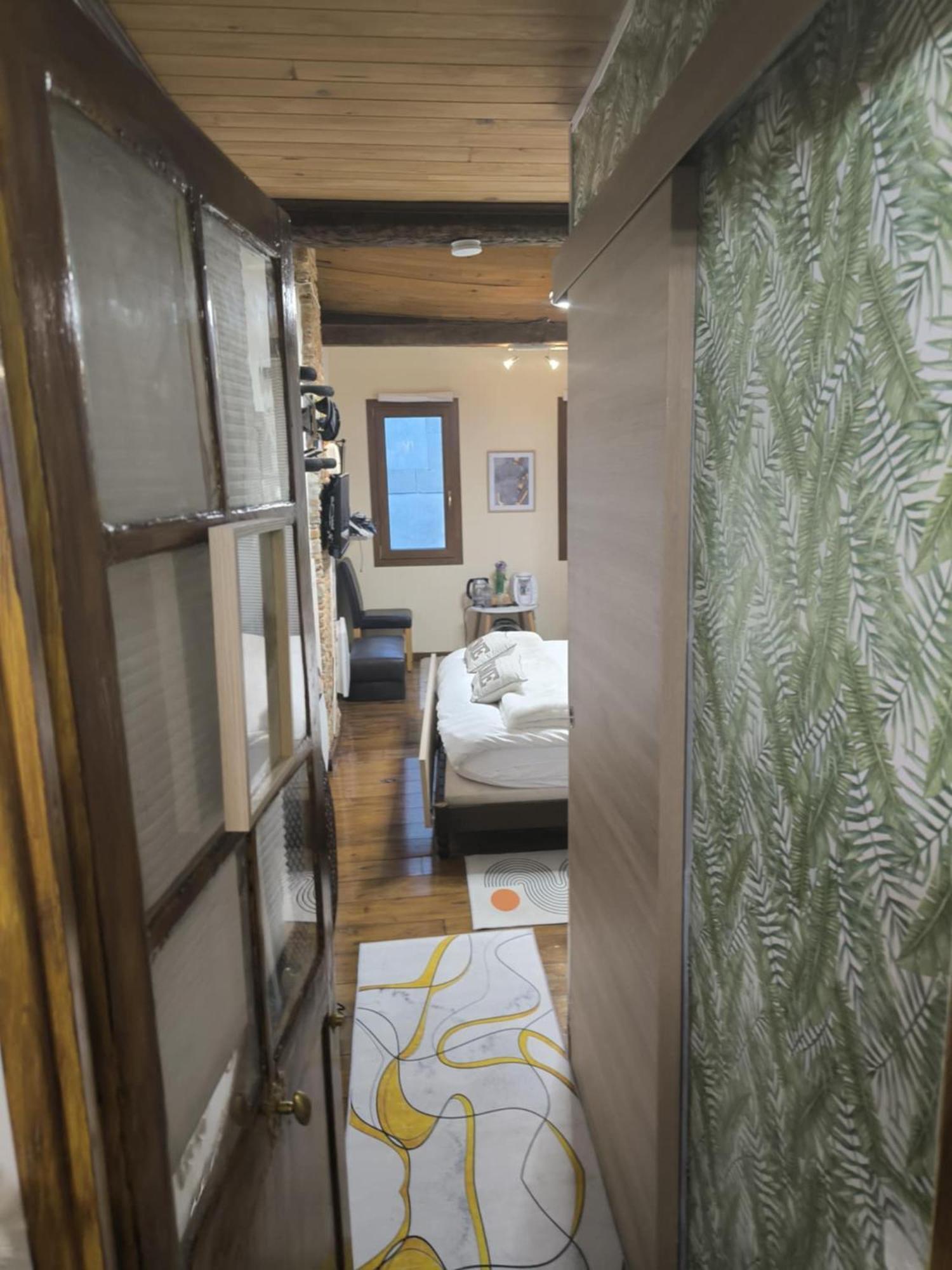 The Retreat Bed & Breakfast Montreal  ภายนอก รูปภาพ
